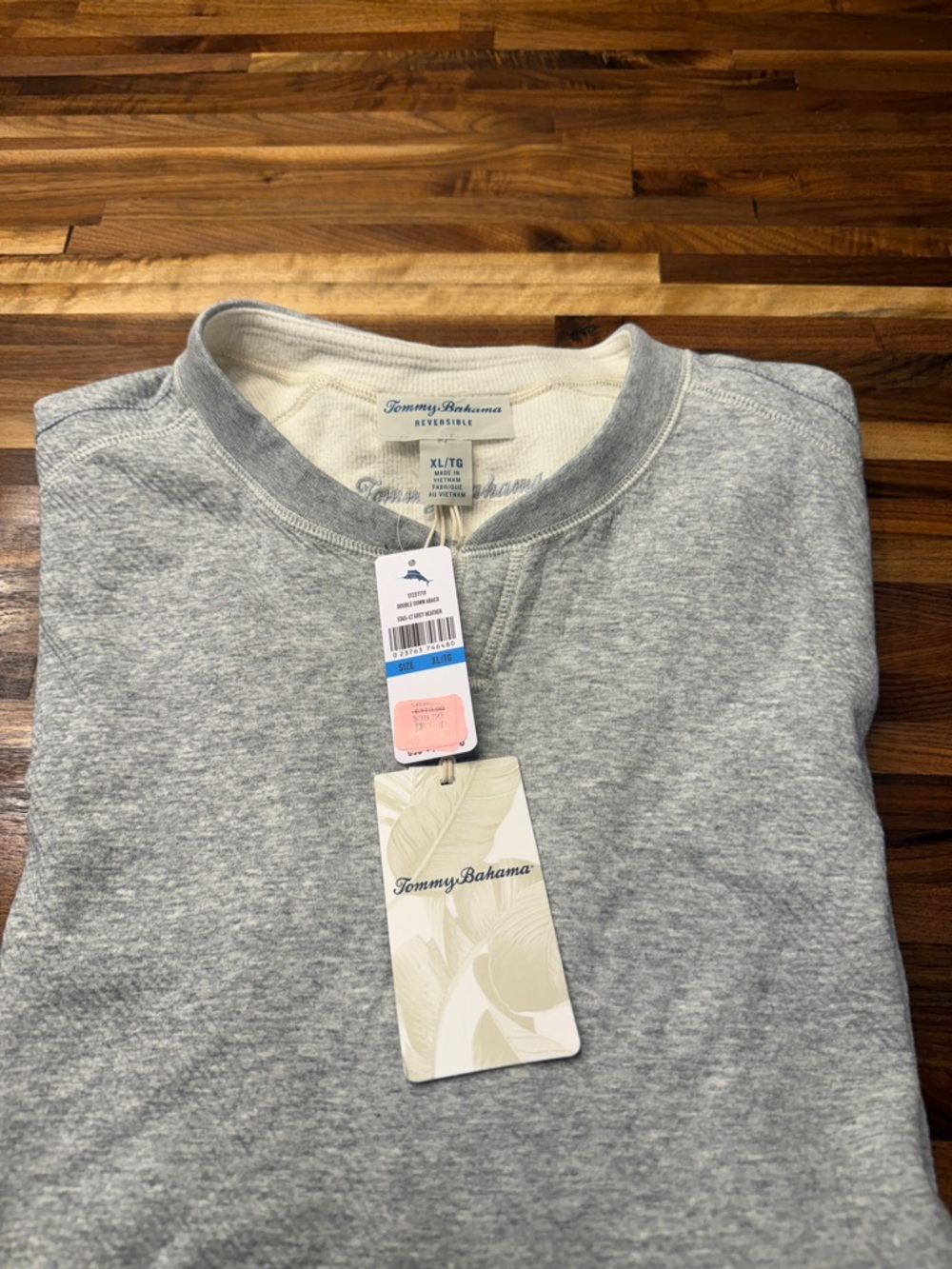 Tommy Bahama Reversible Heather Gray and Cream Crewneck Sweatshirt